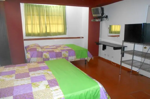 Hostal Condo Parque room 2 larges beds